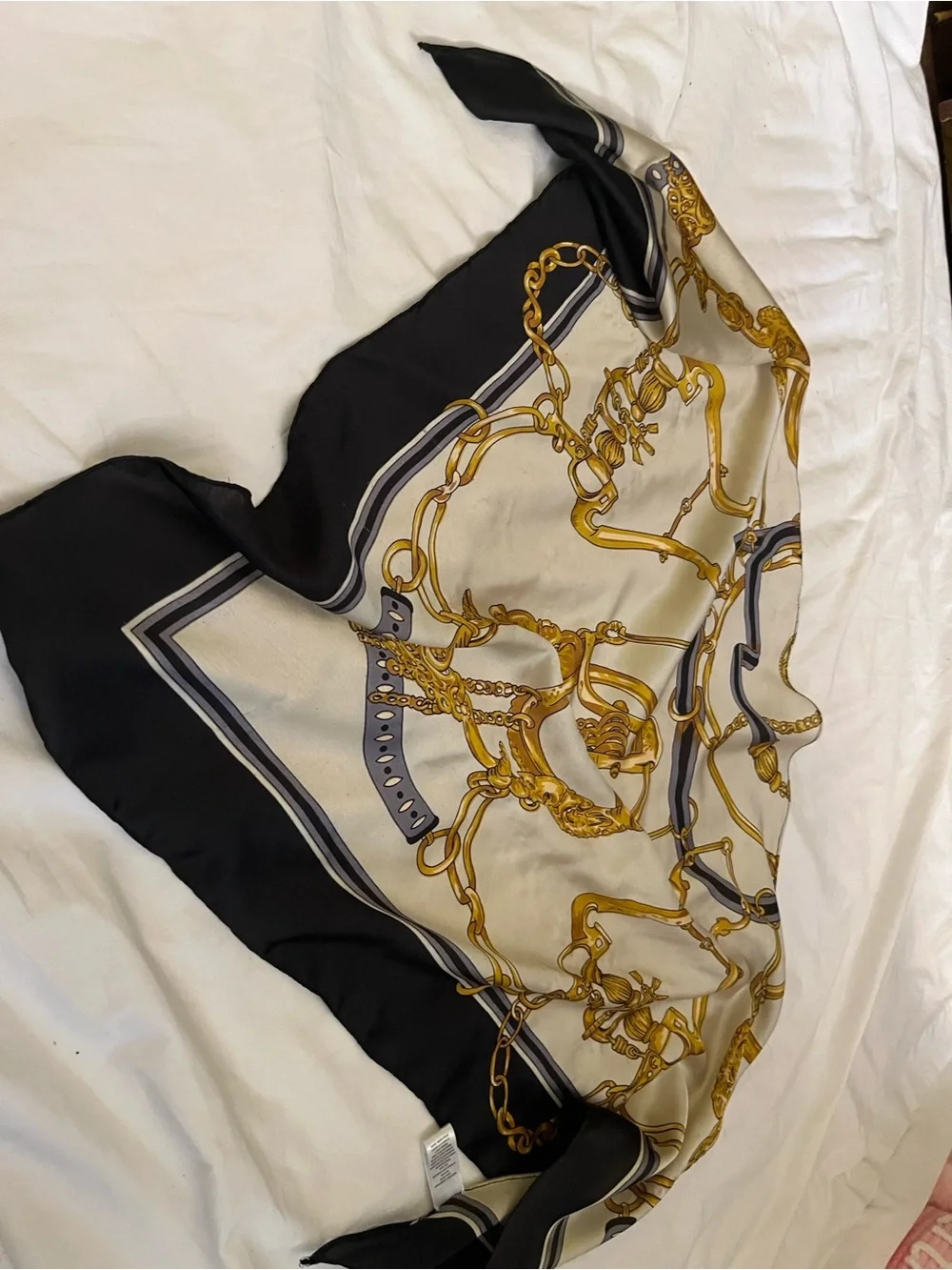 Black and Cream Chain Print equestrian style Women's scarf 🧣